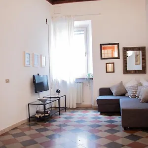 Appartement The Rent - Piazza Di Firenze, Rome
