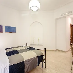 Panzió Locanderia, Róma